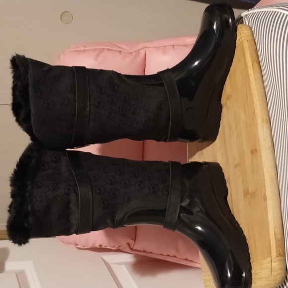 Michael Kors Size 7M NWOT Winter/Rain Boot - Picture 5 of 10